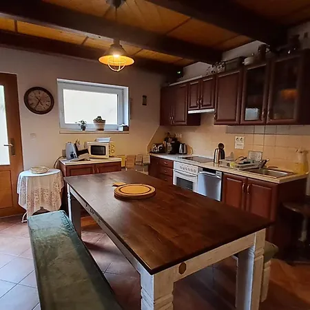 Pod Palavou Horni Vestonice