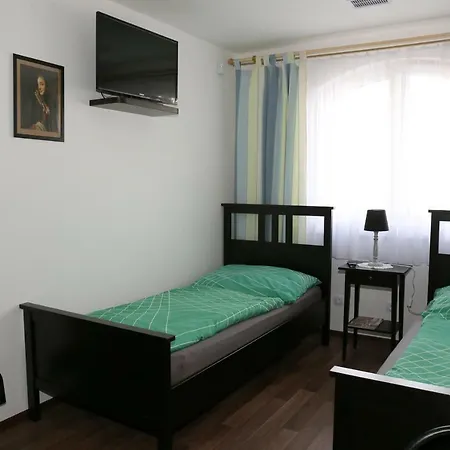 Pod Palavou Проживание в семье